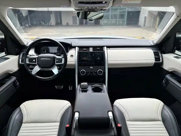 Land Rover Discovery 2021