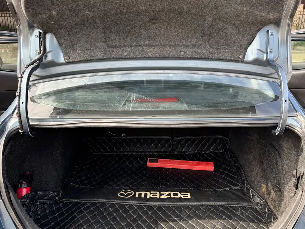 Mazda 3 Axela 2016 — фото 11