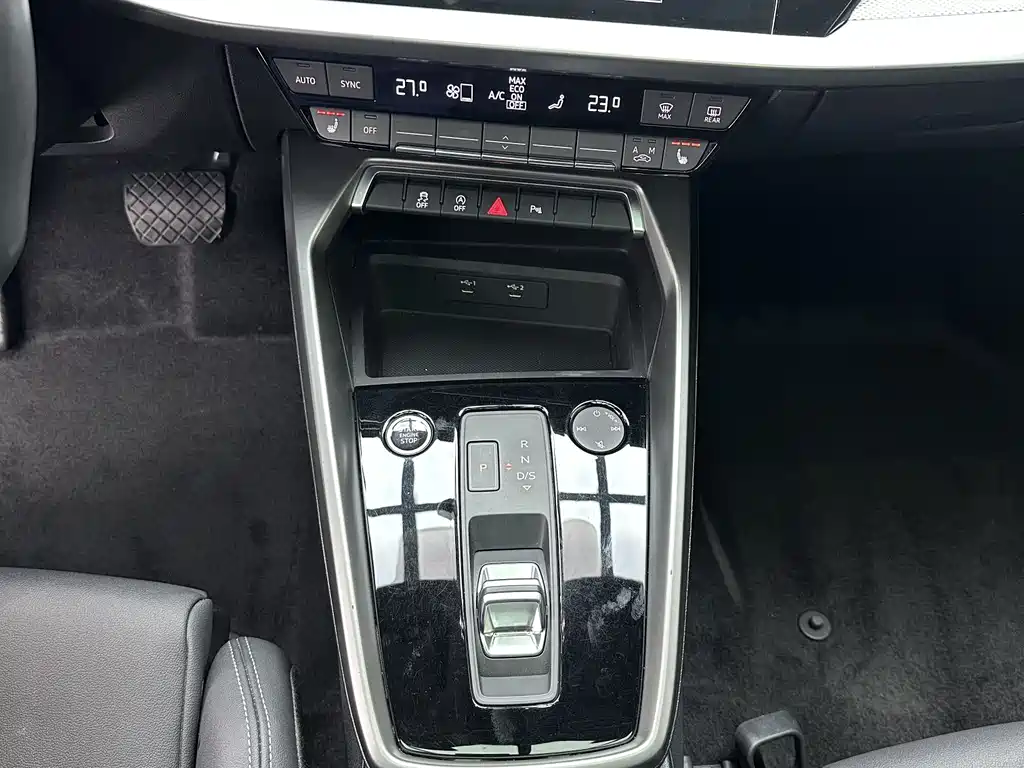 Audi A3 2022 — фото 14