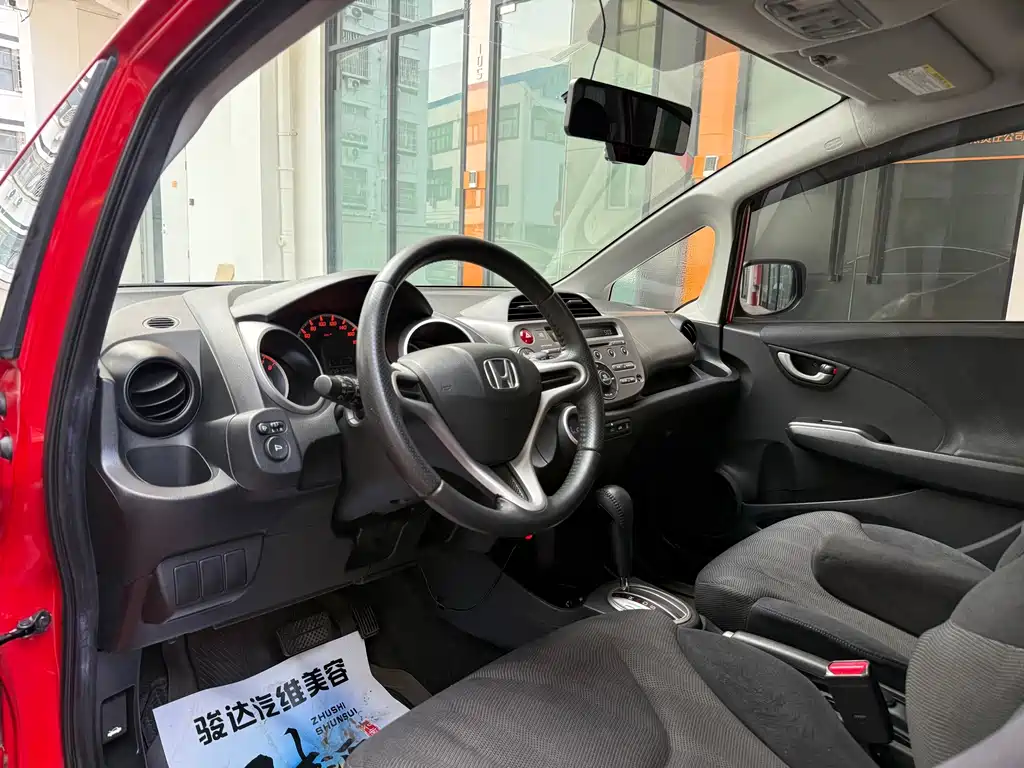 Honda Fit 2008 — фото 11