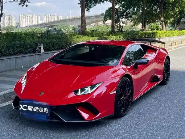 Lamborghini Huracan 2021