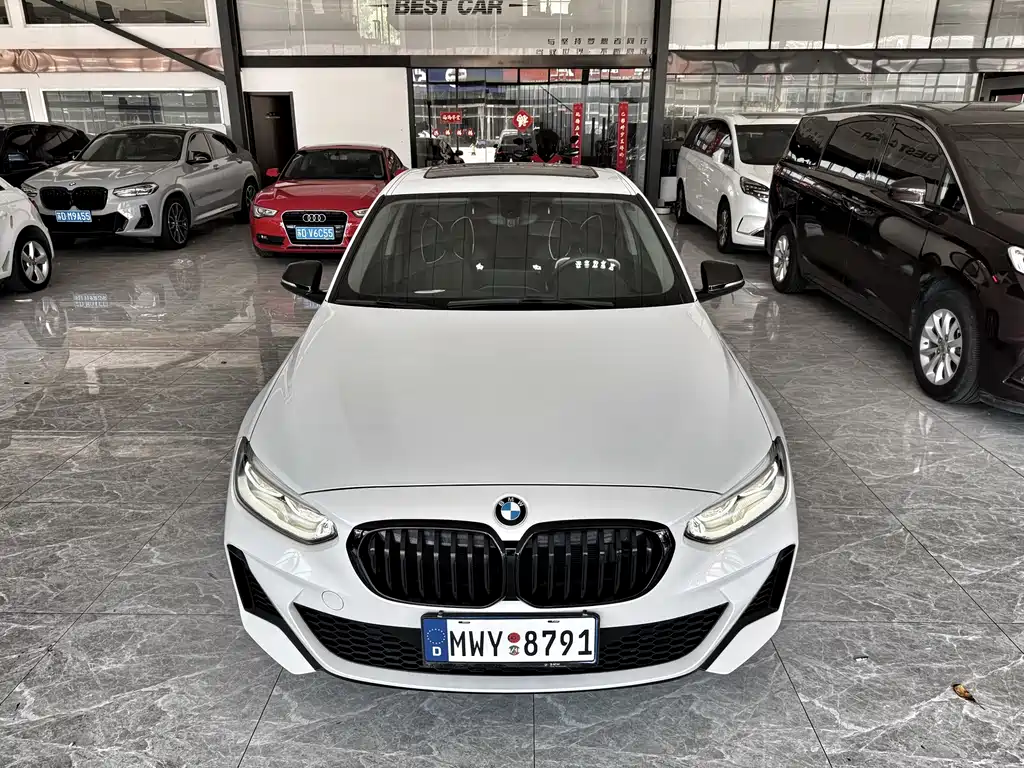 BMW 1 Series 2021 — фото 2