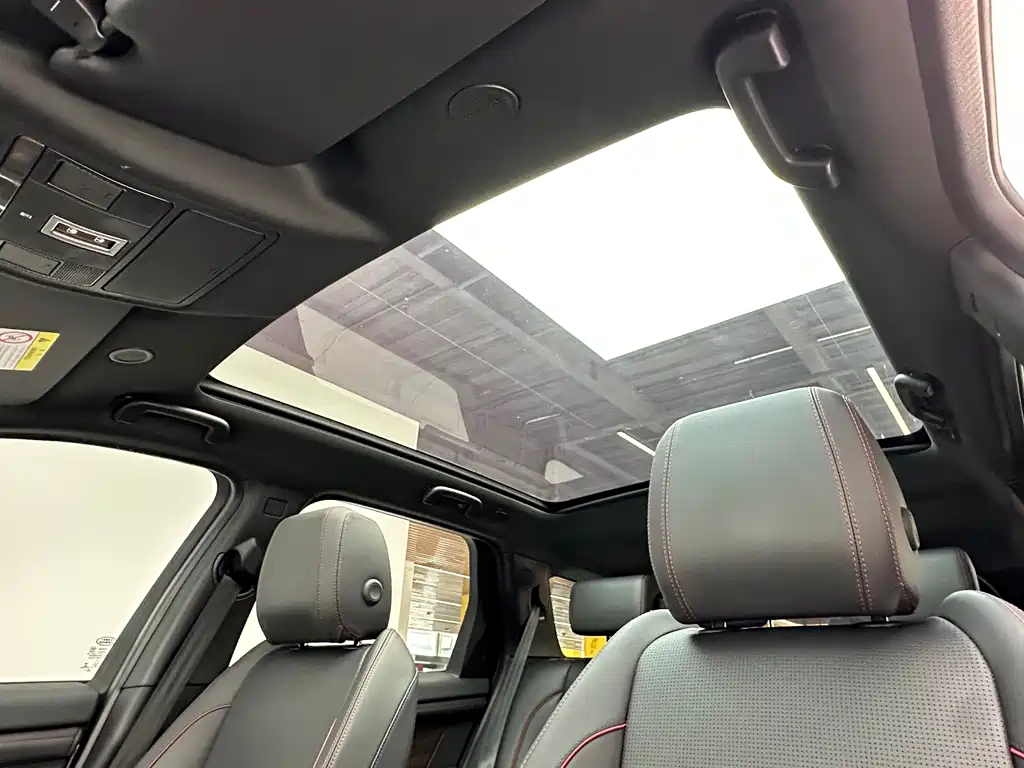 Land Rover Discovery Sport Hybrid 2022 — фото 22