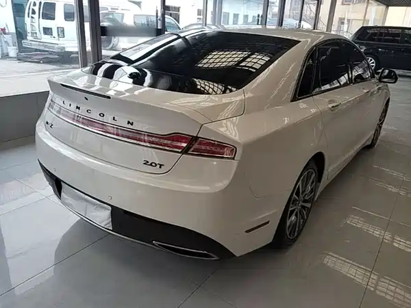 Lincoln MKZ 2018