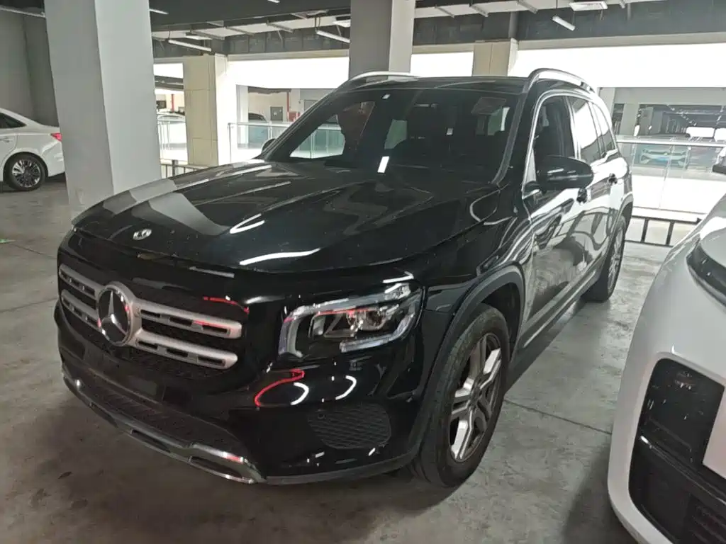 Mercedes-Benz GLB 2023