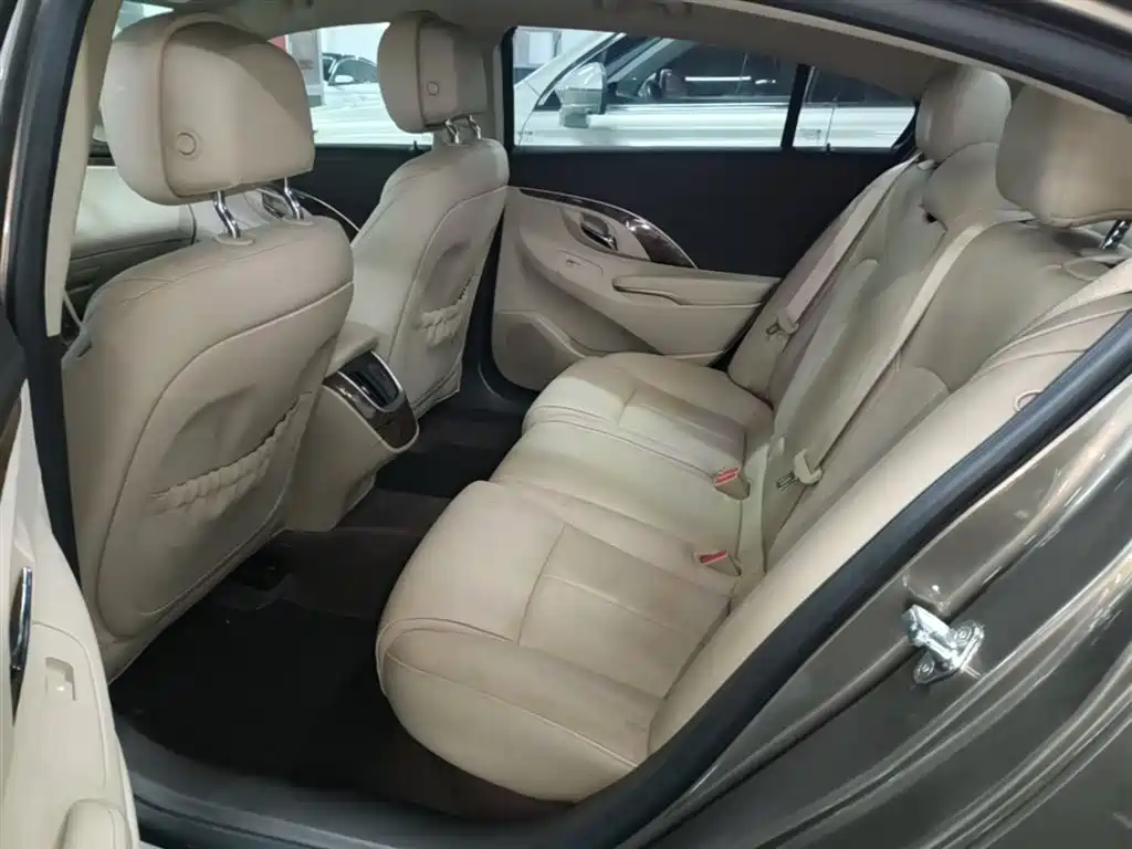 Buick LaCrosse 2016 — фото 17