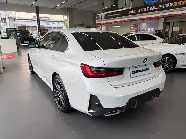BMW 3 Series 2024