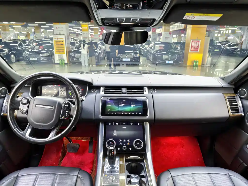 Land Rover Range Rover Sport New Energy 2018 — фото 9