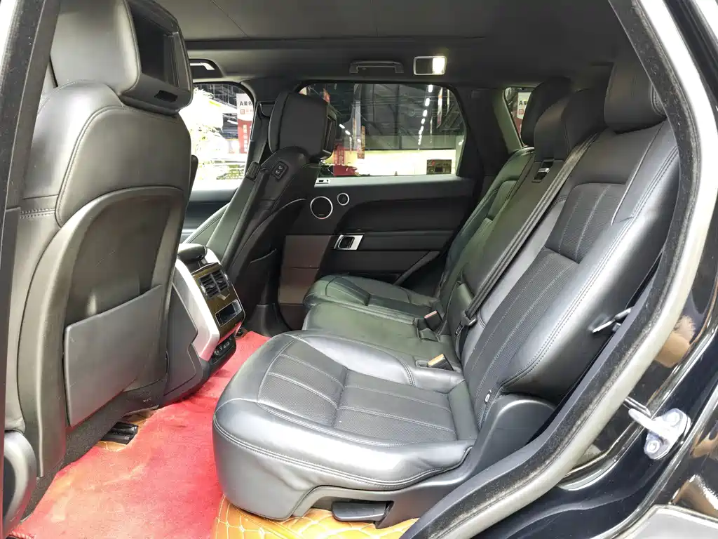 Land Rover Range Rover Sport New Energy 2018 — фото 8