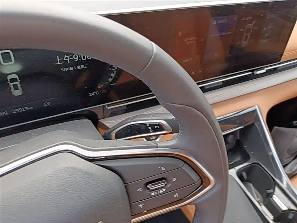 Maxus G50 PHEV 2025 — фото 14