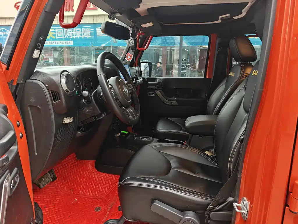 Jeep Wrangler 2015 — фото 4