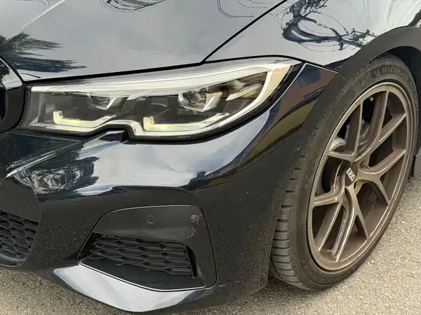 BMW 3 Series 2021