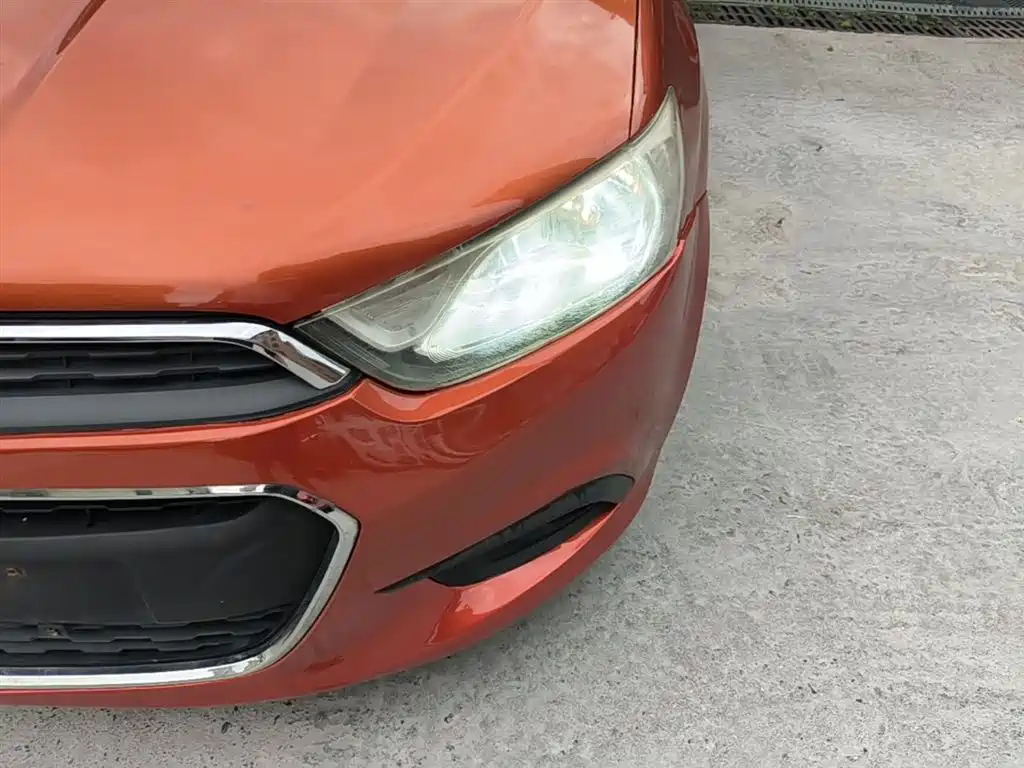 Chevrolet Aveo 2015 — фото 24