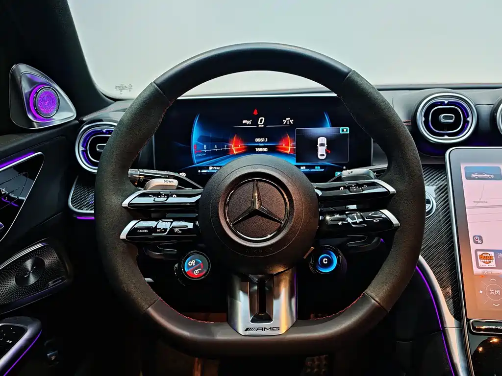 Mercedes-Benz C-Class AMG 2024 — фото 16