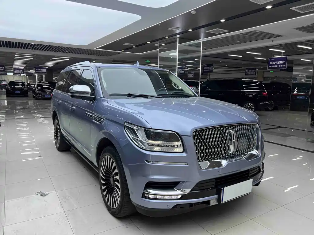 Lincoln Navigator 2021