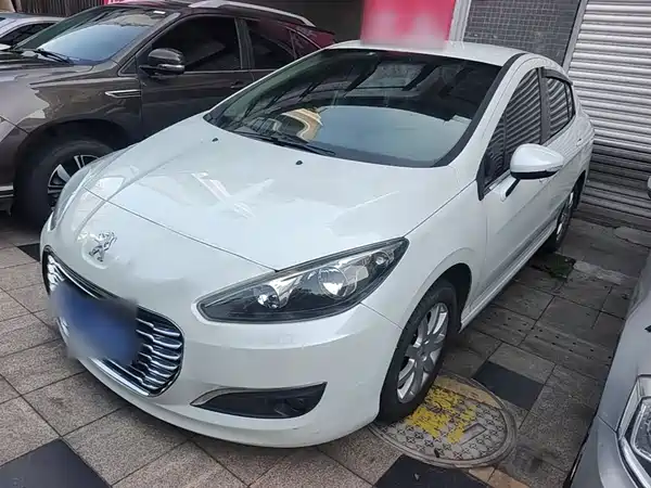 Peugeot 308 2016