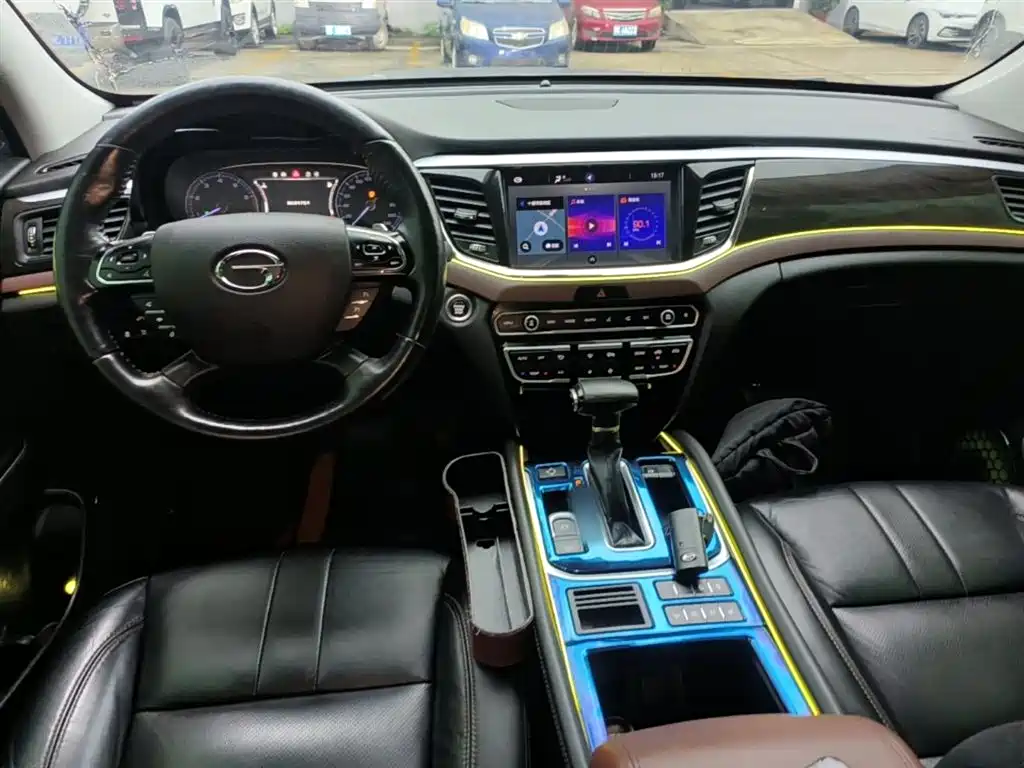 GAC Motor Trumpchi GS8 2018 — фото 10