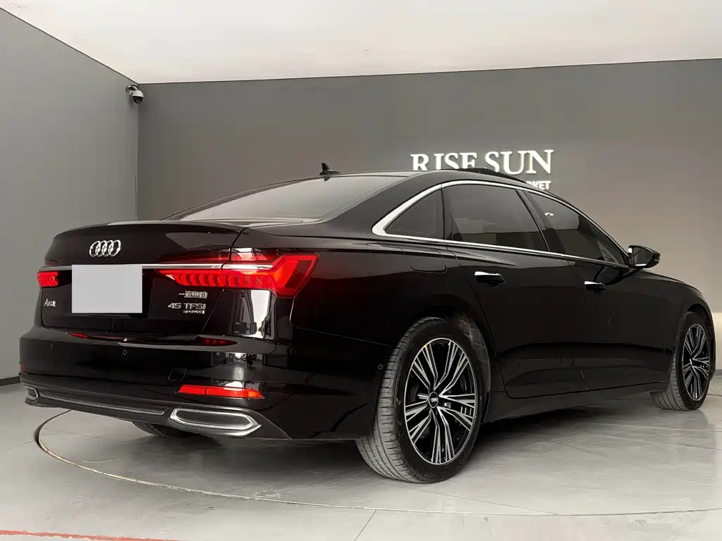 Audi A6L 2021 — фото 17