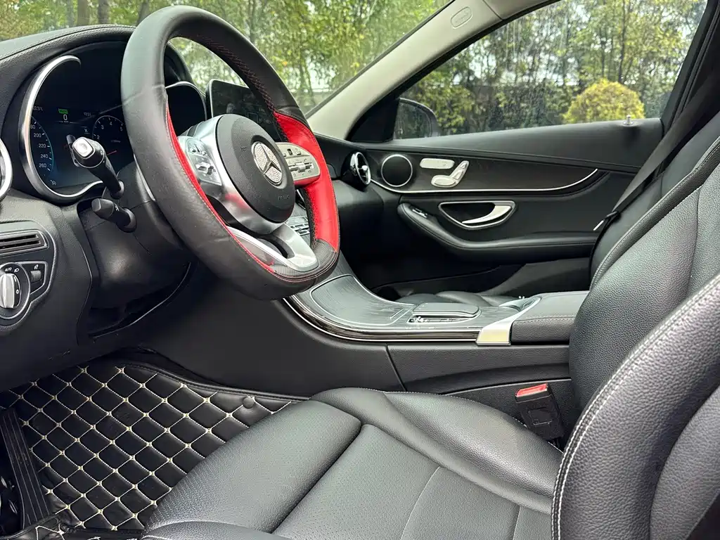 Mercedes-Benz C-Class 2020 — фото 16