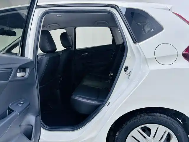 Honda Fit 2020 — фото 8