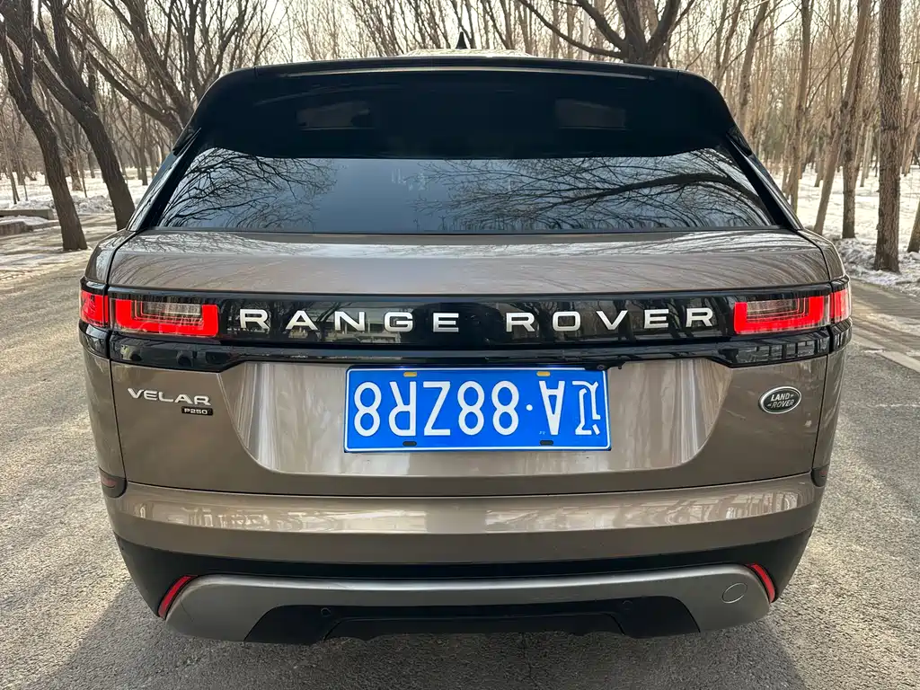 Land Rover Velar 2019 — фото 4