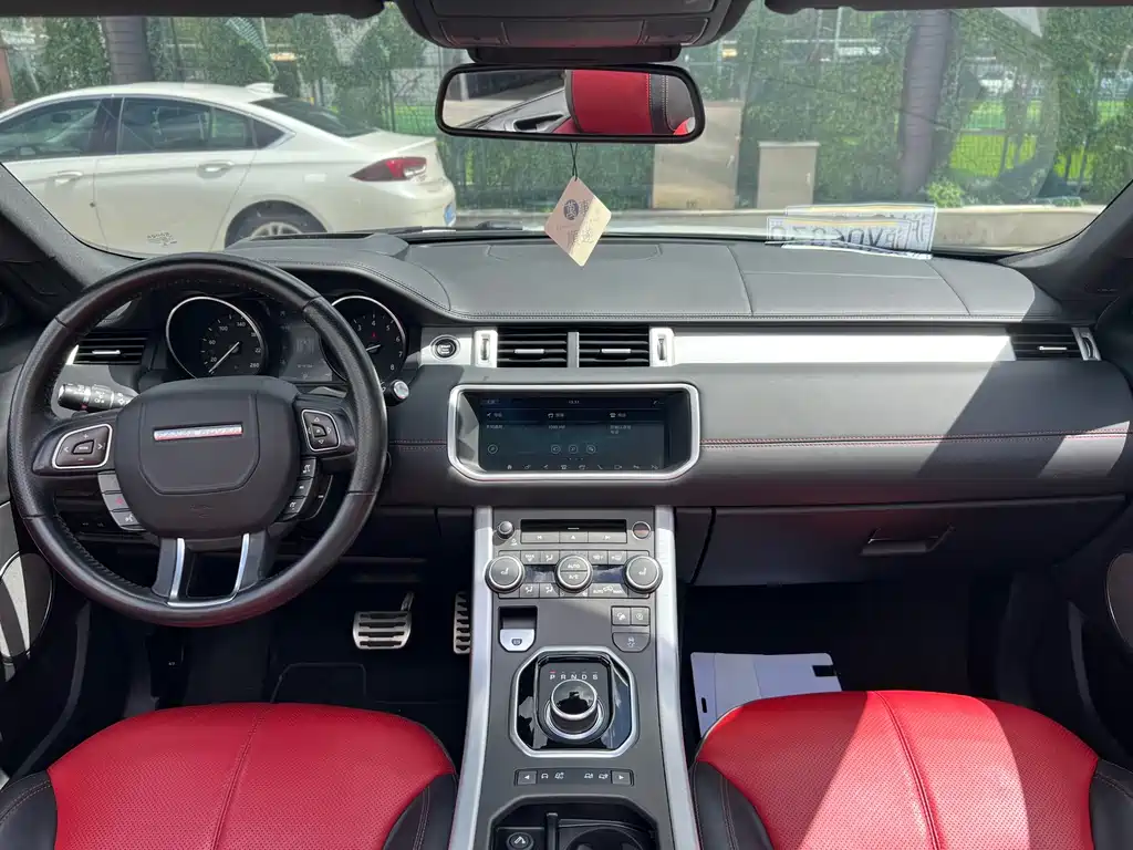Land Rover Range Rover Evoque 2018 — фото 15