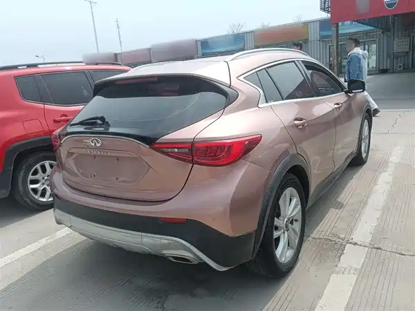 Infiniti QX30 2017