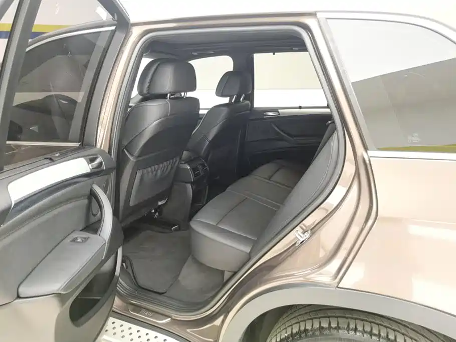 BMW X5 2013 — фото 11