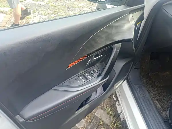 Peugeot 2008 2023