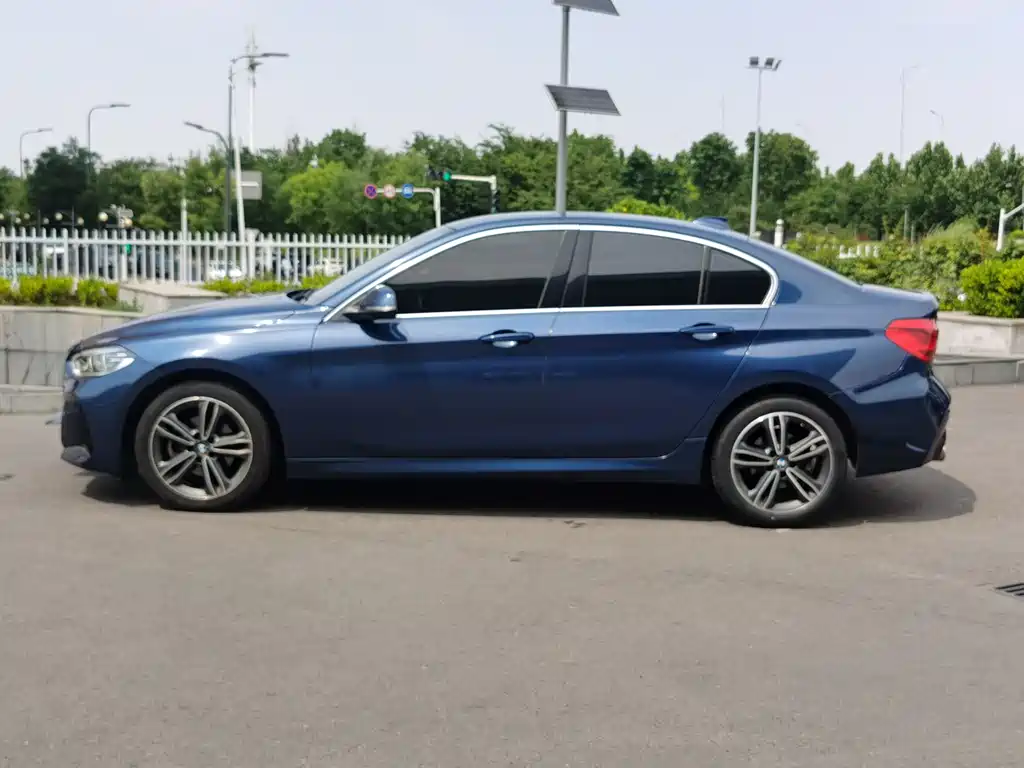 BMW 1 Series 2023