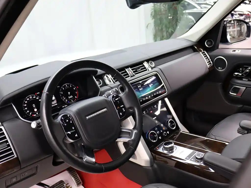 Land Rover Range Rover 2021 — фото 9