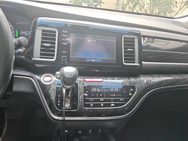 Honda Elysion 2021