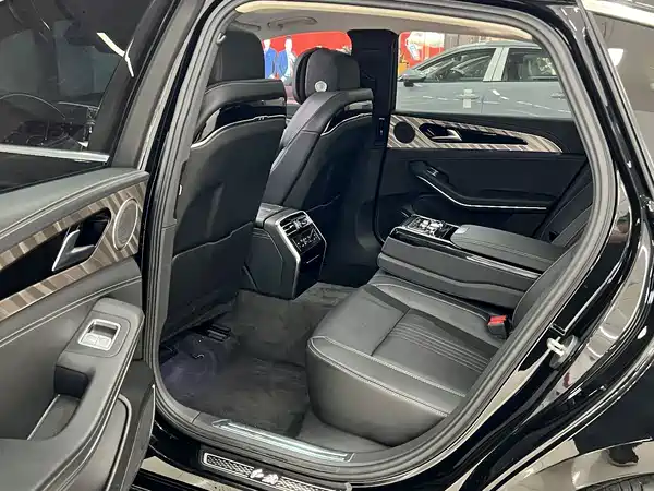 Hongqi H9 2022