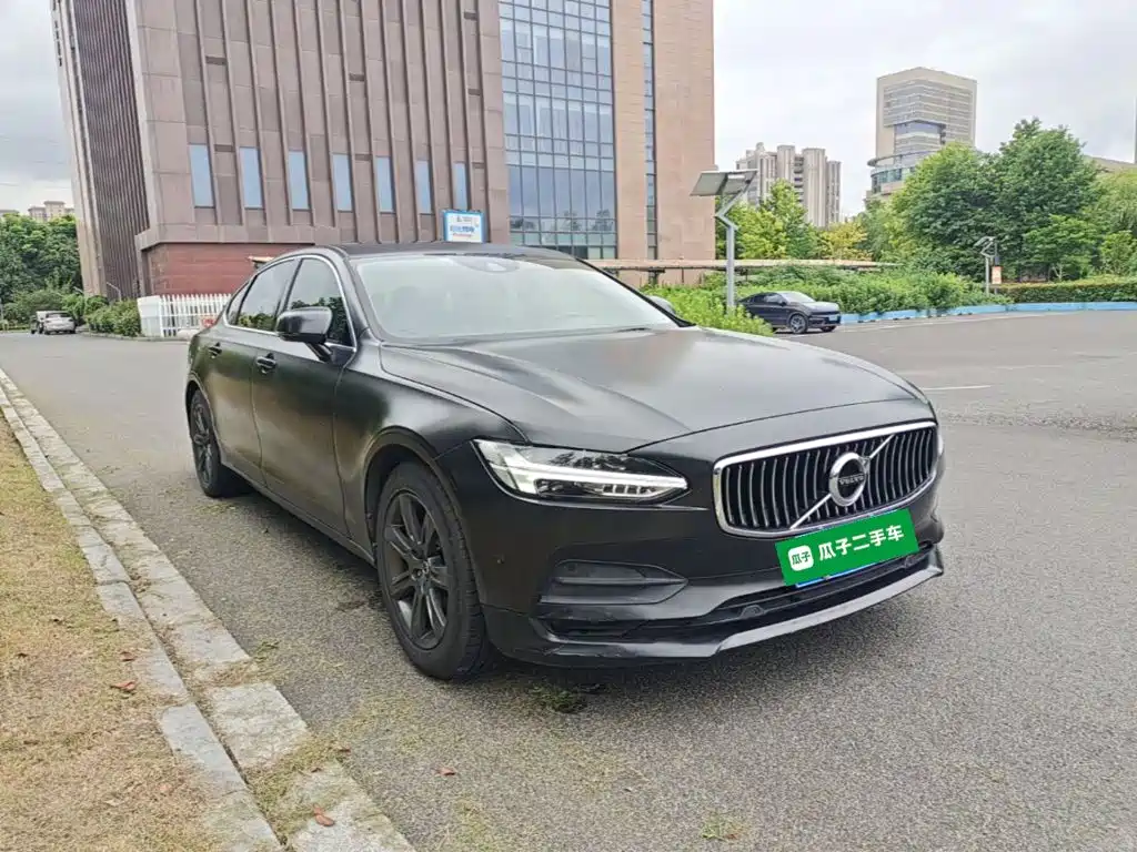 Volvo S90 2017 — фото 22