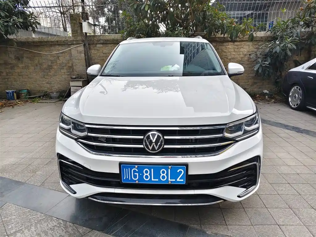 Volkswagen Tiguan L 2024 — фото 2