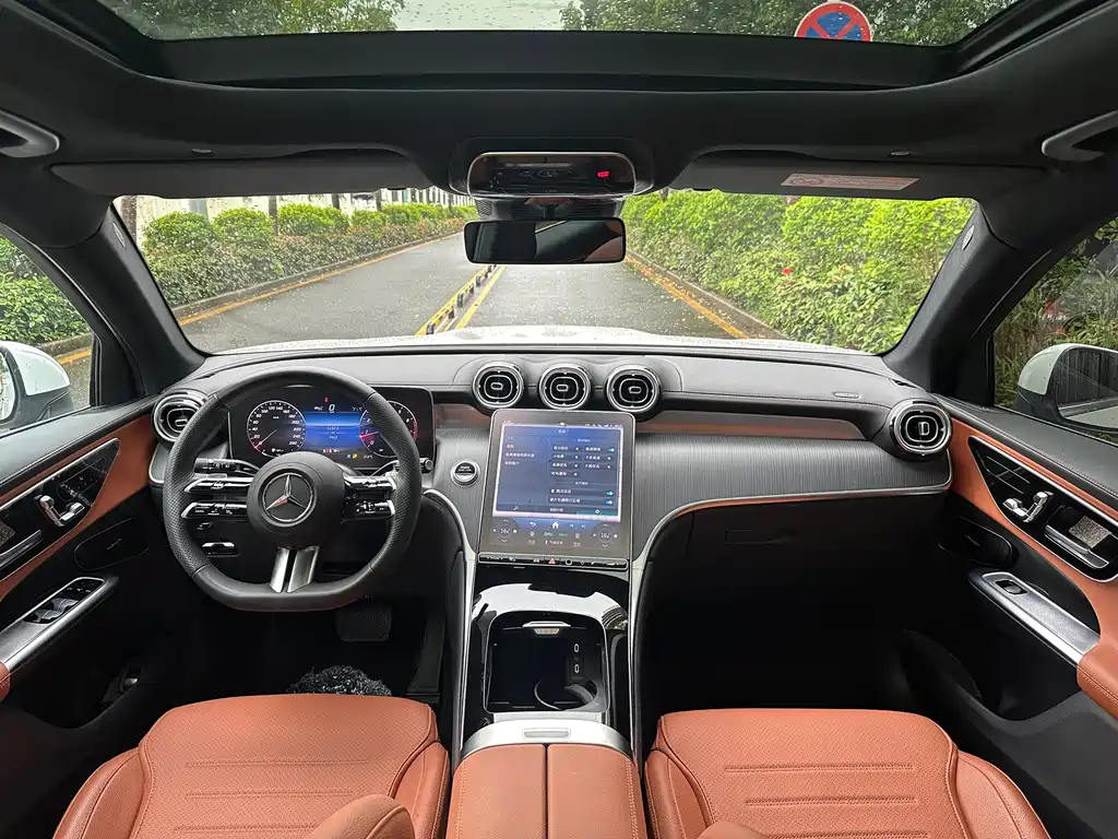 Mercedes-Benz GLC 2024