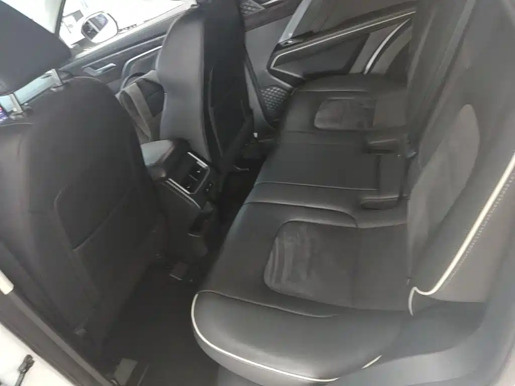 Haval H6 2023 — фото 13