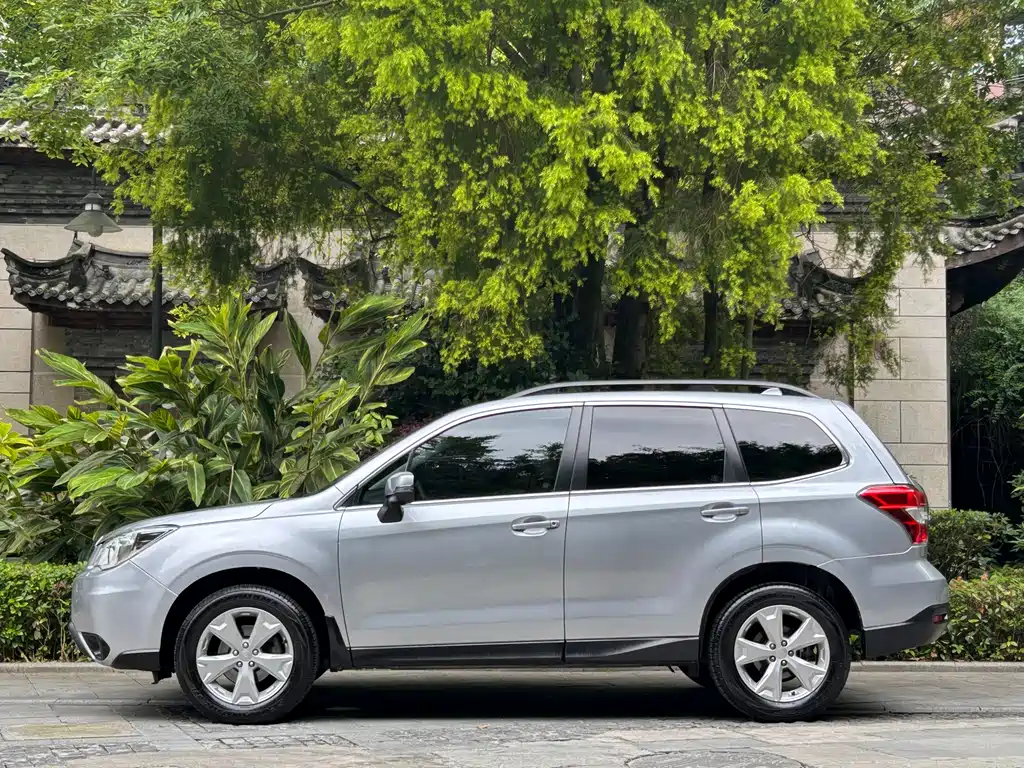Subaru Forester 2013 — фото 15