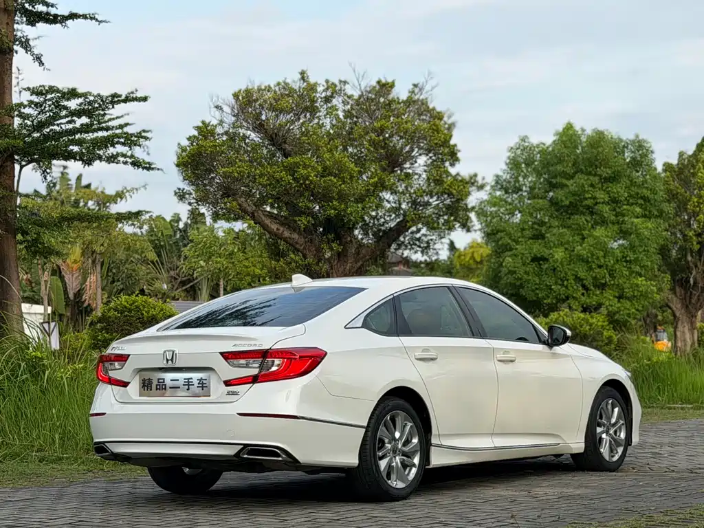 Honda Accord 2020 — фото 18