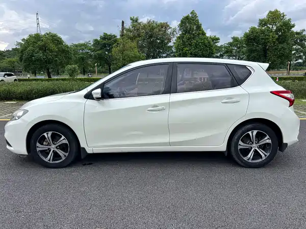 Nissan Tiida 2018