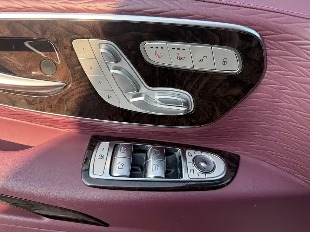 Mercedes-Benz Vito 2022 — фото 16