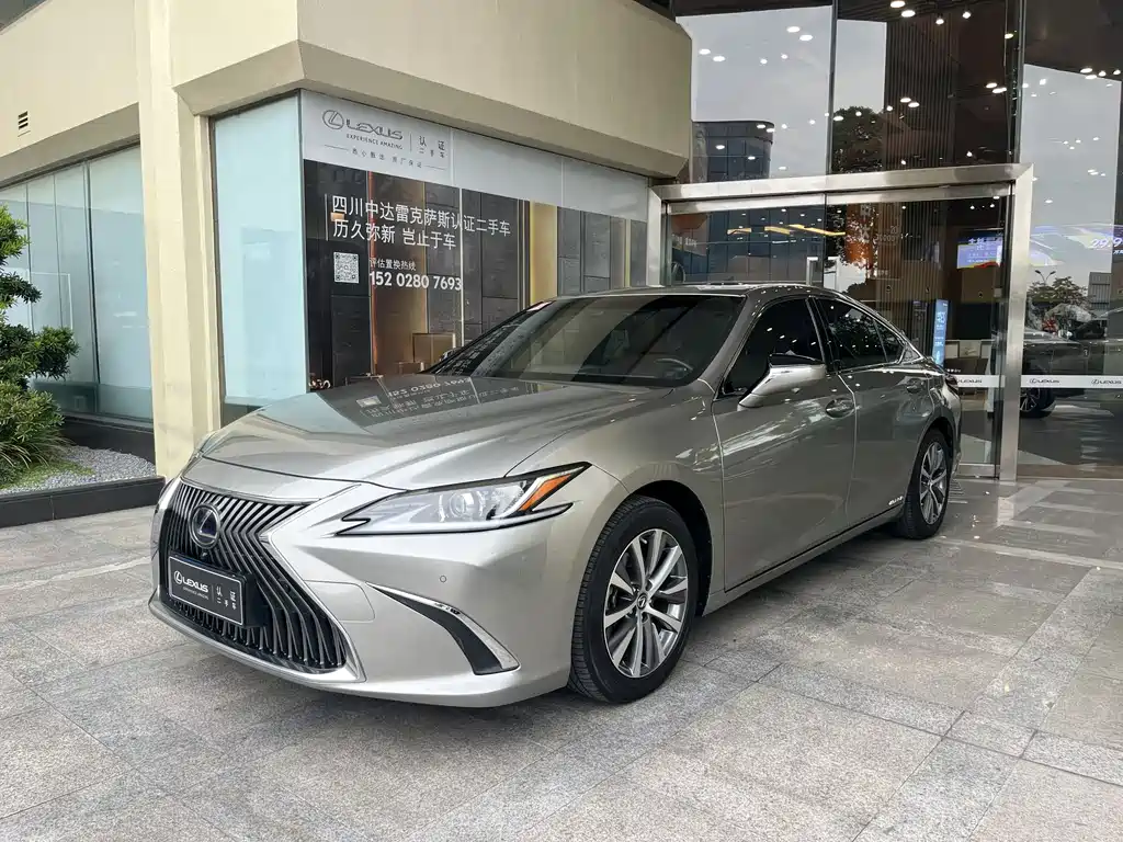 Lexus ES 2020 — фото 2
