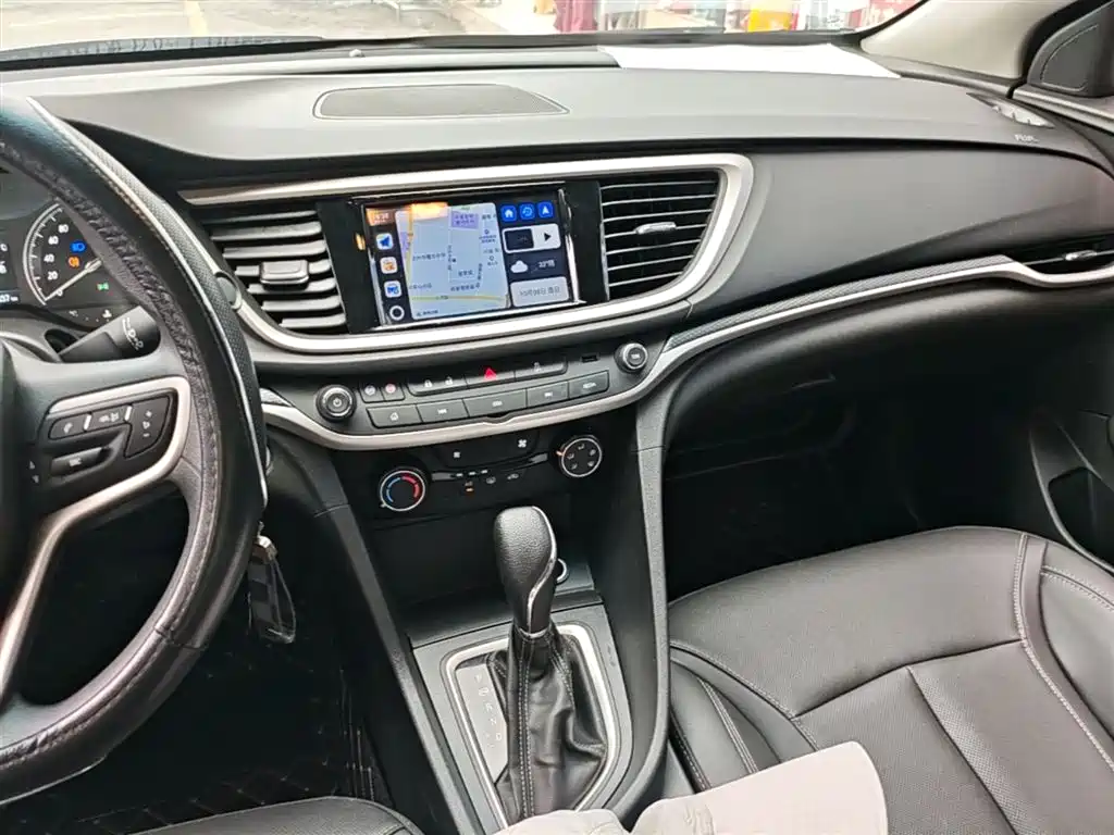 Buick Excelle 2021 — фото 13