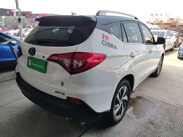 BYD Song 2016