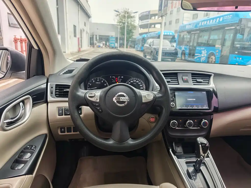 Nissan Sylphy 2018 — фото 12