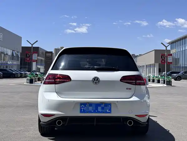 Volkswagen Golf GTI 2016