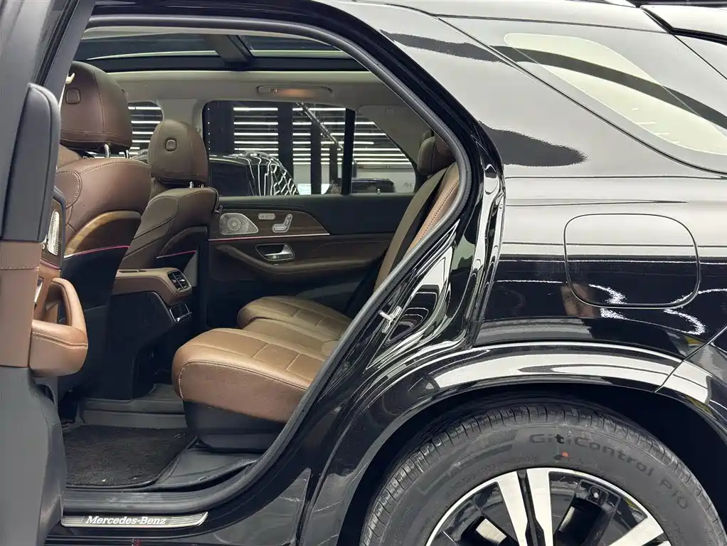 Mercedes-Benz GLE New Energy 2023 — фото 7