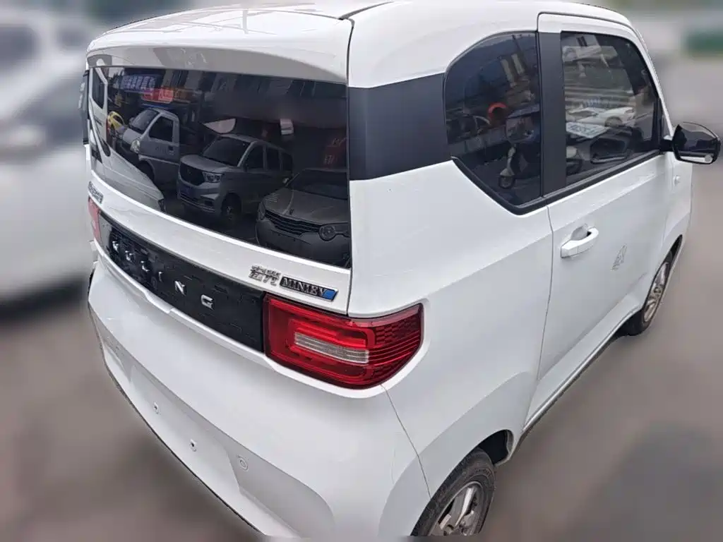 Wuling MINIEV 2022 — фото 12
