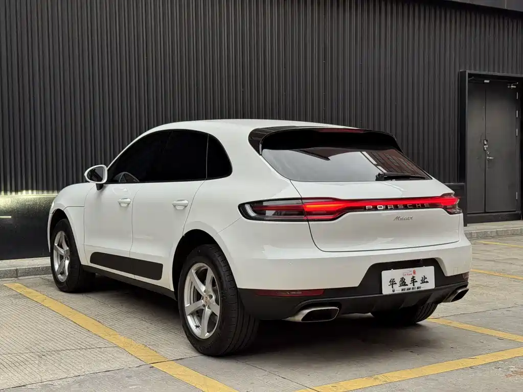Porsche Macan 2020 — фото 9