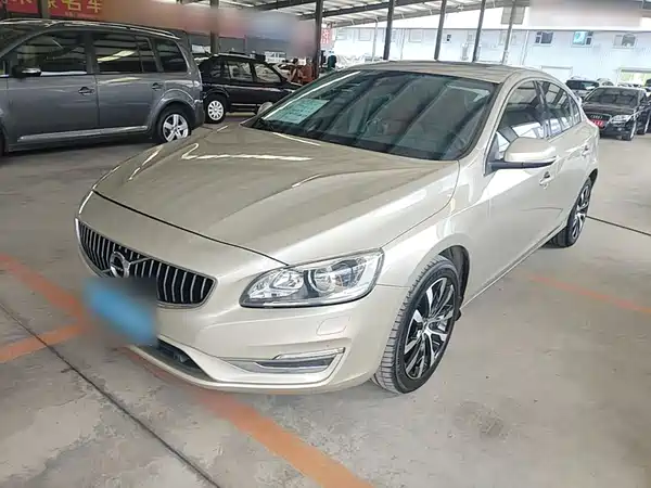 Volvo S60 2019